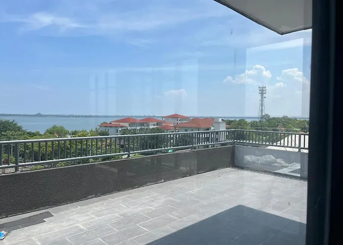 Oakwood Lavaya Bali